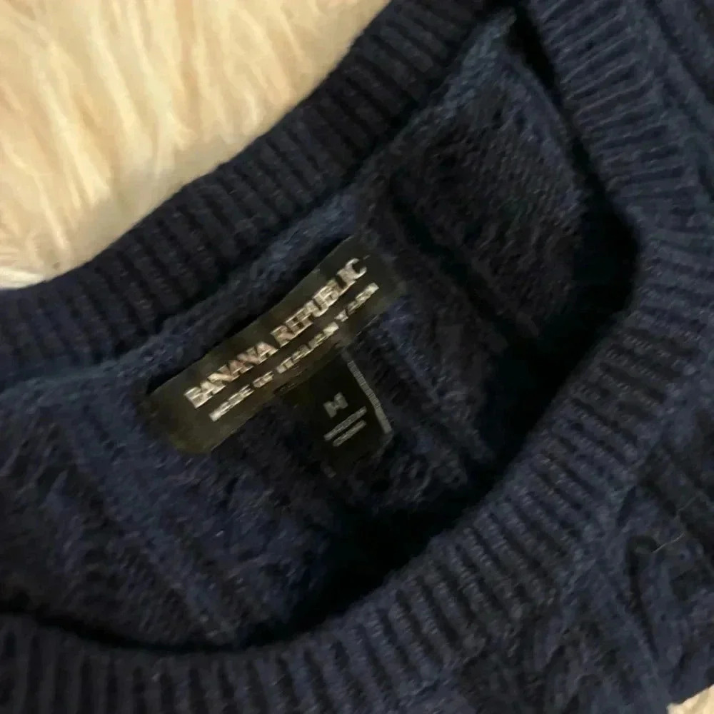 Banana Republic ITALIAN SUPERLOFT CABLE PEPLUM CREW navy blue striped sweater m - Picture 6 of 8